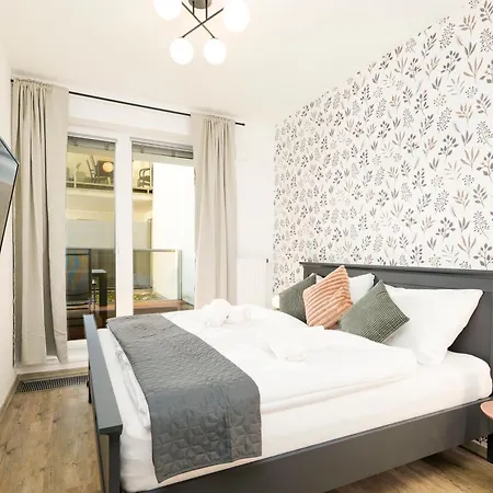 Homeawayhome By The River Ceske Budejovice Exterior photo