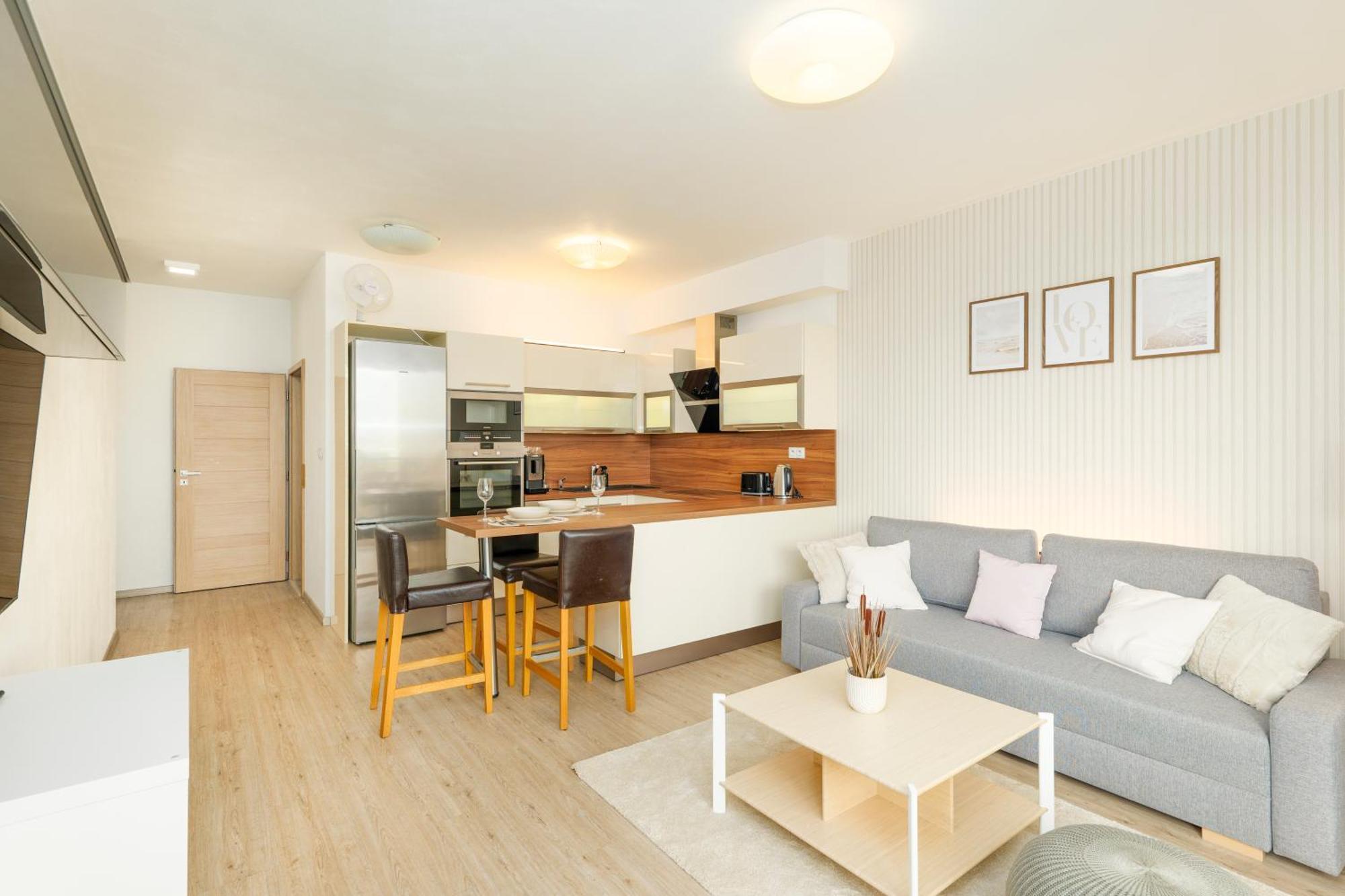 Homeawayhome By The River Apartment
