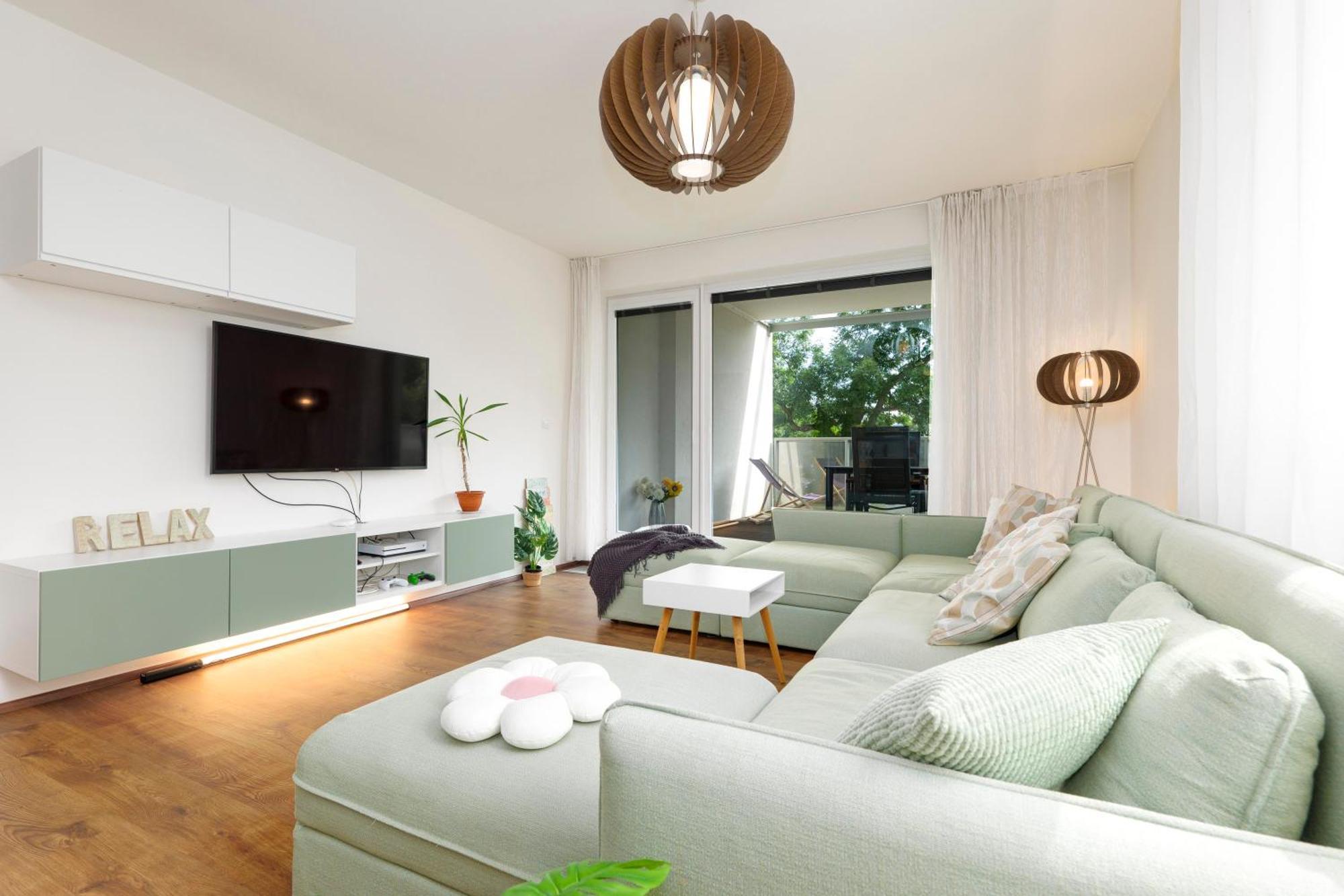 Apartment Homeawayhome By The River